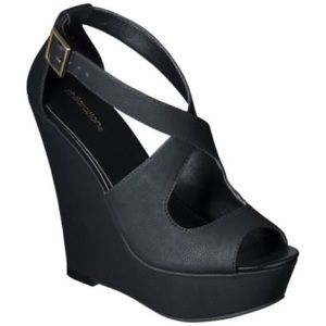 Comfortable Black Wedges (all black pair!)